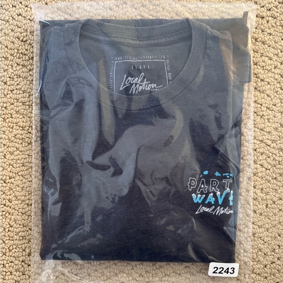 LOCAL MOTION Hawaii Party Wave Tee Shirt Men M Medium - Picture 6 of 6
